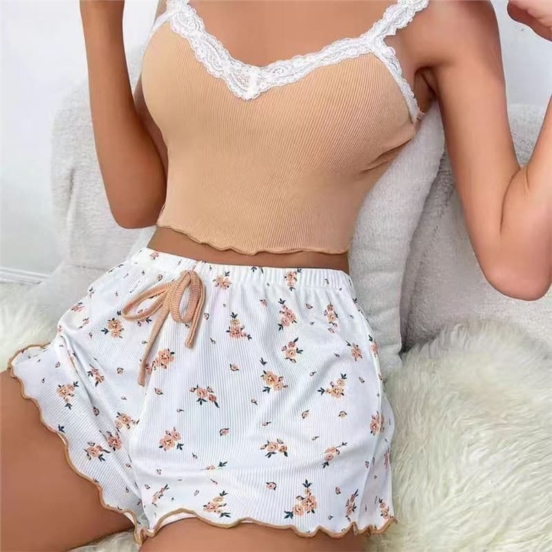 New Hot-Selling Women’s Autumn Homewear Set for EU & US – Lace Camisole and Shorts Comfortable Stretch Casual Outfit for Home or Outside Wear 👗 - Image 1