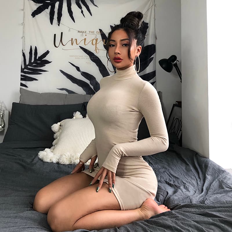 Black Backless Knitted Bodycon Mini Dress, Pullover Pencil Style, Patchwork Design, Solid Color, Mid Waist, Elegant Office Wear, In Stock - Image 1