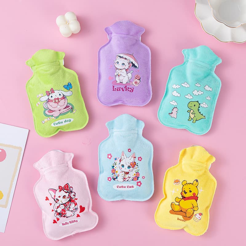 Cute Cartoon Hot Water Bottle – PVC Refillable Mini Hand Warmer, Custom Logo Gift, Wholesale Hot Water Bag - Image 1