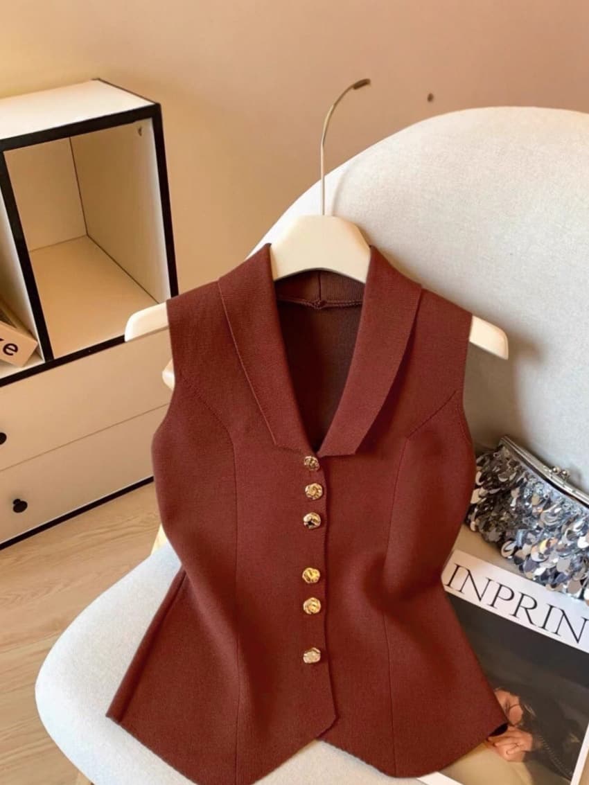  Women’s Knitted Sleeveless Vest 2025 – Elegant French Style Chic Tank Top with a Premium Look thumbnail 3