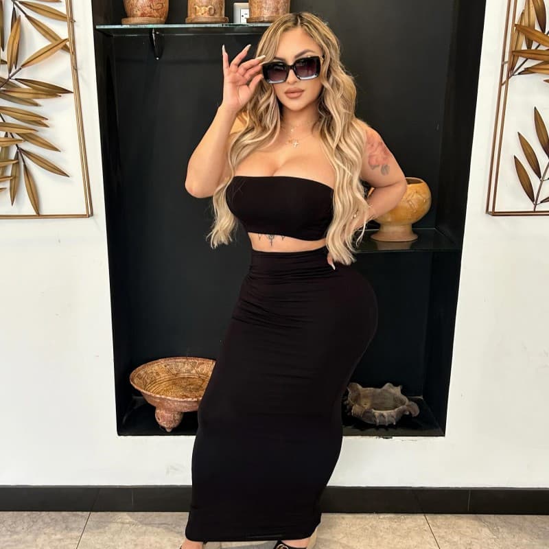 New Summer Women’s European & American Style Solid Color Strapless Sleeveless Top with High-Waist Slim Long Skirt Set - Image 1